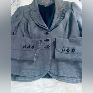White House Black Market Sz 10 Black&Grey Pin Stripe Long Sleeve Women’s Jacket